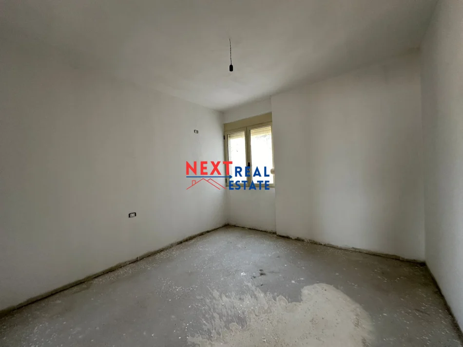 REZERVO PRONEN VETEM ME 500€!  SHITET APARTAMENT 2+1 NE LUNGOMARE, VLORE