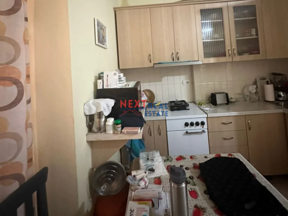 Vlore, jepet me qera garsonier 1+1+Ballkon , 250 € (TRANSBALLKANIKE)