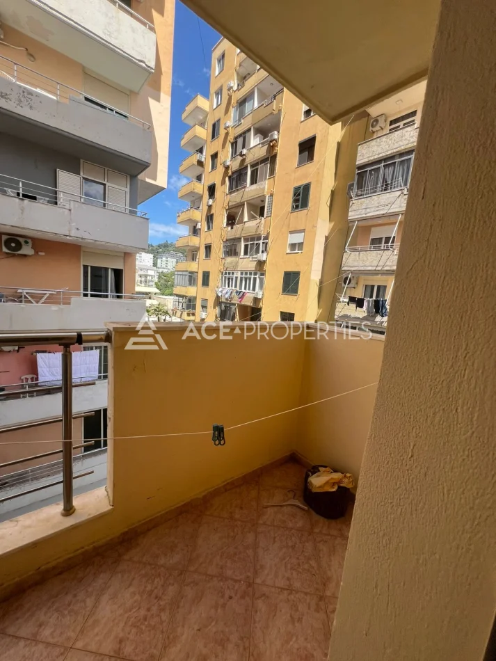 Durres, jepet me qera apartament 1+1+Ballkon Kati 3, 75 m² 300 € 