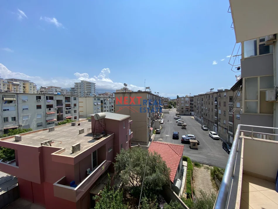 REZERVO PRONEN VETEM ME 500€! Vlore, shitet apartament 1+1+Ballkon , 74 m² 85.000 € (COLE)