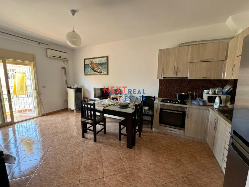 REZERVO PRONEN VETEM ME 500€! Vlore, shitet apartament 1+1+Ballkon , 70 m² 110.000 € (UJE I FTOHTE)