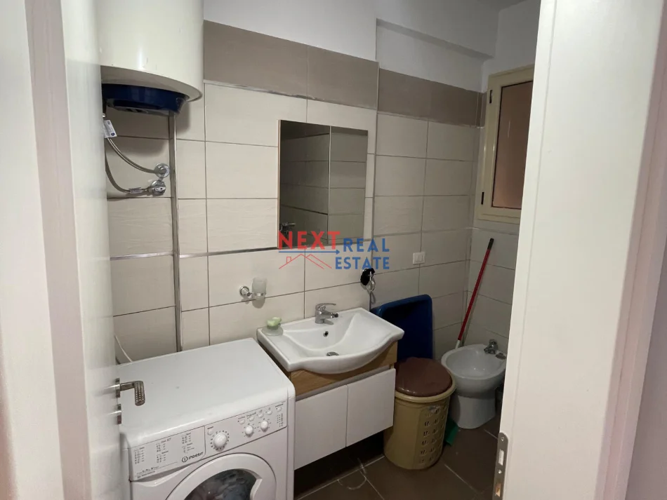REZERVO PRONEN VETEM ME 500€! Vlore, shitet apartament 1+1+Ballkon , 66 m² 95.700 € (ORIKUM)