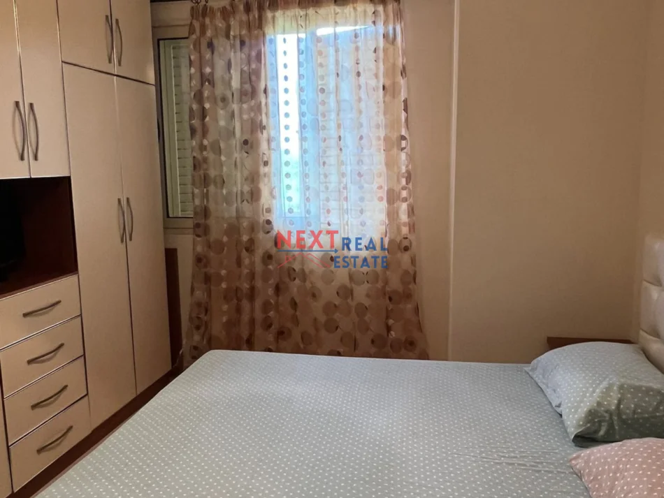 Vlore, shitet apartament 1+1+Ballkon Kati 2, 74 m² 85.000 € (ORIKUM)