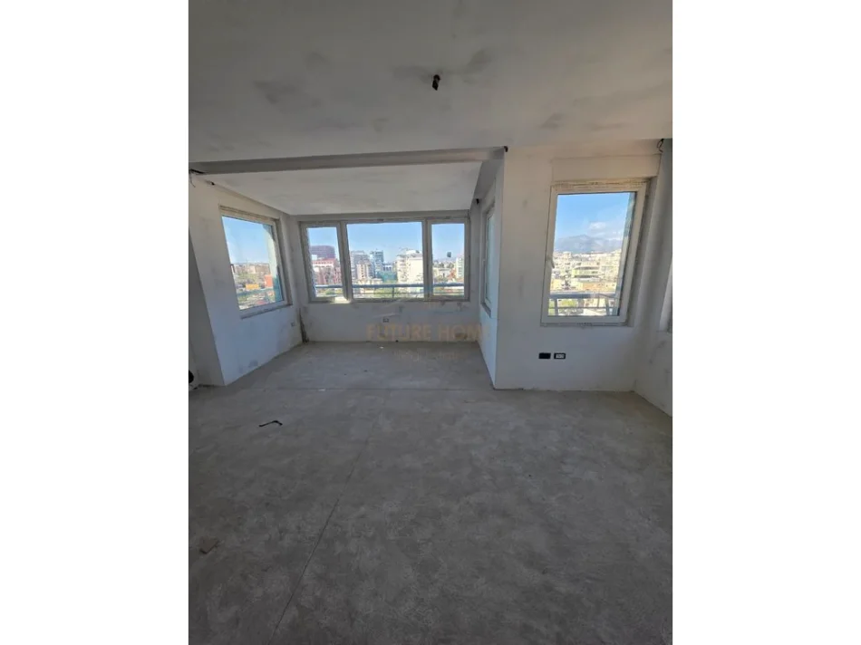 Tirane, shitet apartament 1+1+2 Kati 10, 86 m² 285.000 € (ISH EKSPOZITA)