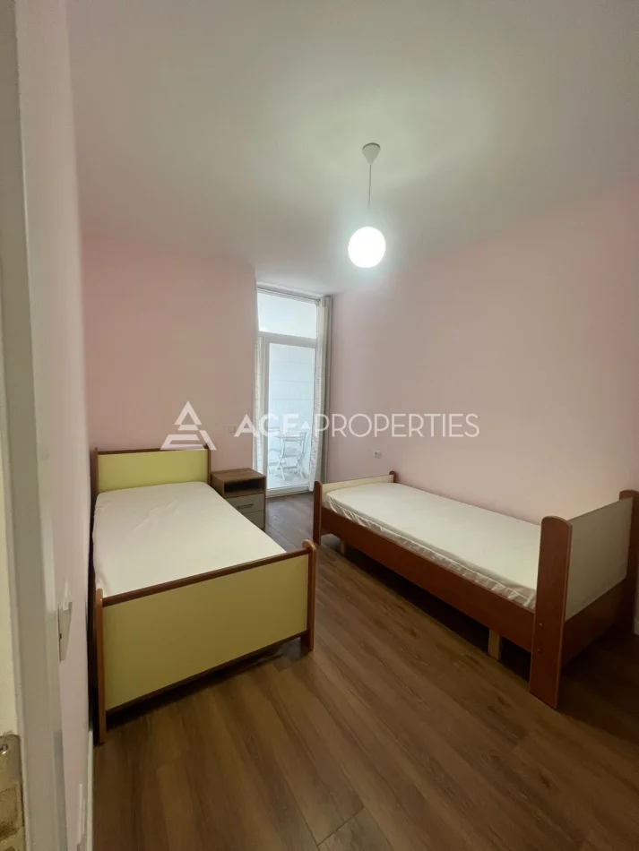 Durres, jepet me qera apartament 2+1 Kati 2, 70 m² 520 € (Prane Zjarrfikses,Durres)