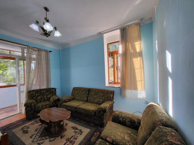 Tirane, jepet me qera apartament 2+1+BLK Kati 1, 70 m² 30.000 Leke (Rruga e Elbasanit)