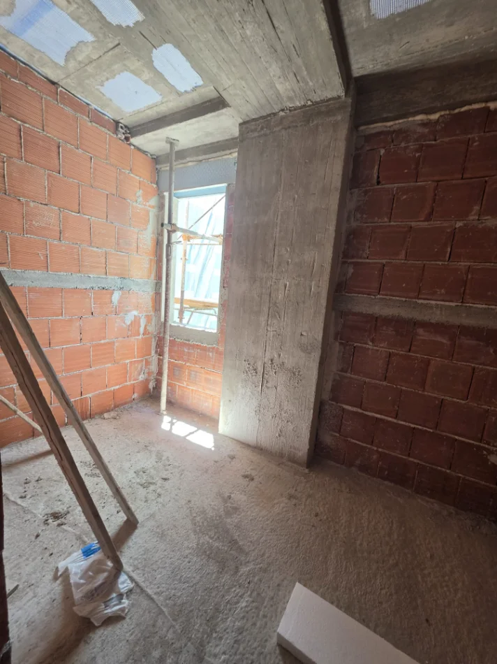 Tirane, shitet apartament 2+1+Ballkon Kati 5, 115 m² 102.881 € (Kamëz)