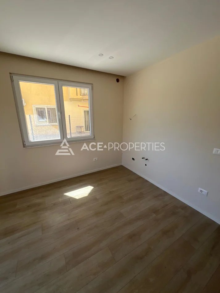 Durres, shitet apartament 1+1 Kati 2, 60 m² 90.000 € (SHKEMB KAVAJE)