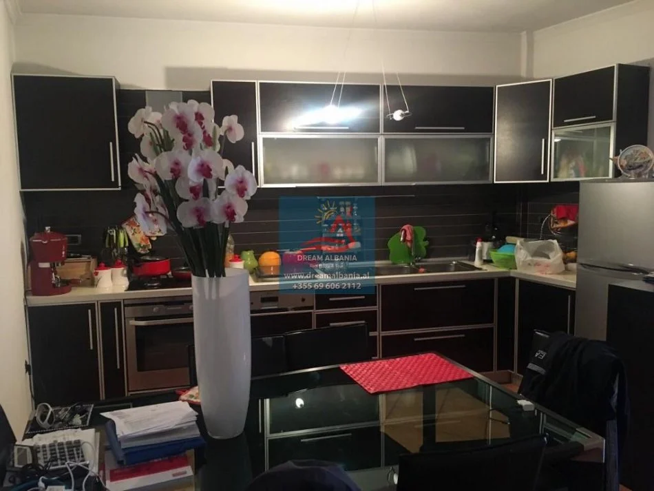 Tirane, shitet apartament 2+1 Kati 8, 101 m² 200.000 € (Don Bosko)