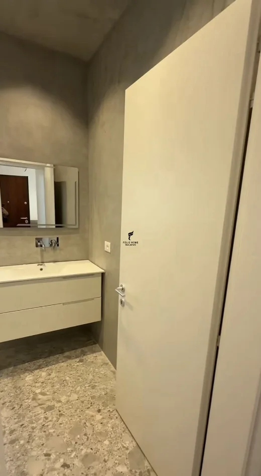 Tirane, jepet me qera apartament 1+1 Kati 4, 44 m² 800 € (BLLOKU)