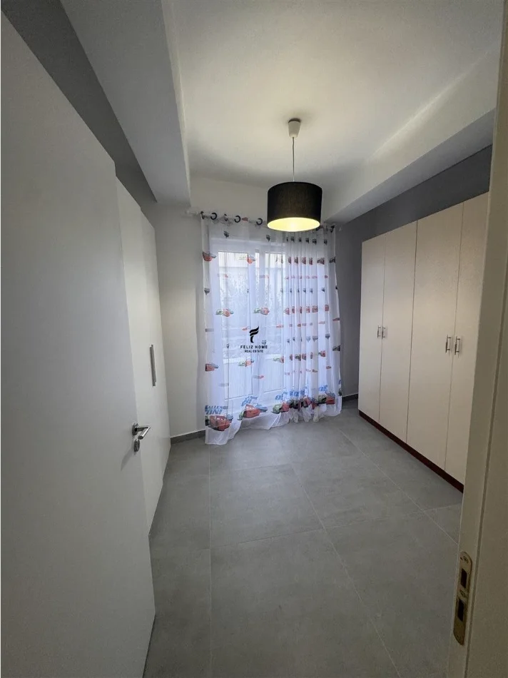 Tirane, jepet me qera apartament 2+1 Kati 3, 80 m² 800 € (KODRA E DIELLIT)