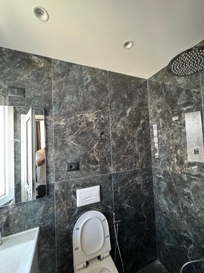 Tirane, jepet me qera apartament 2+1 Kati 1, 80 m² 600 € (SAUK)