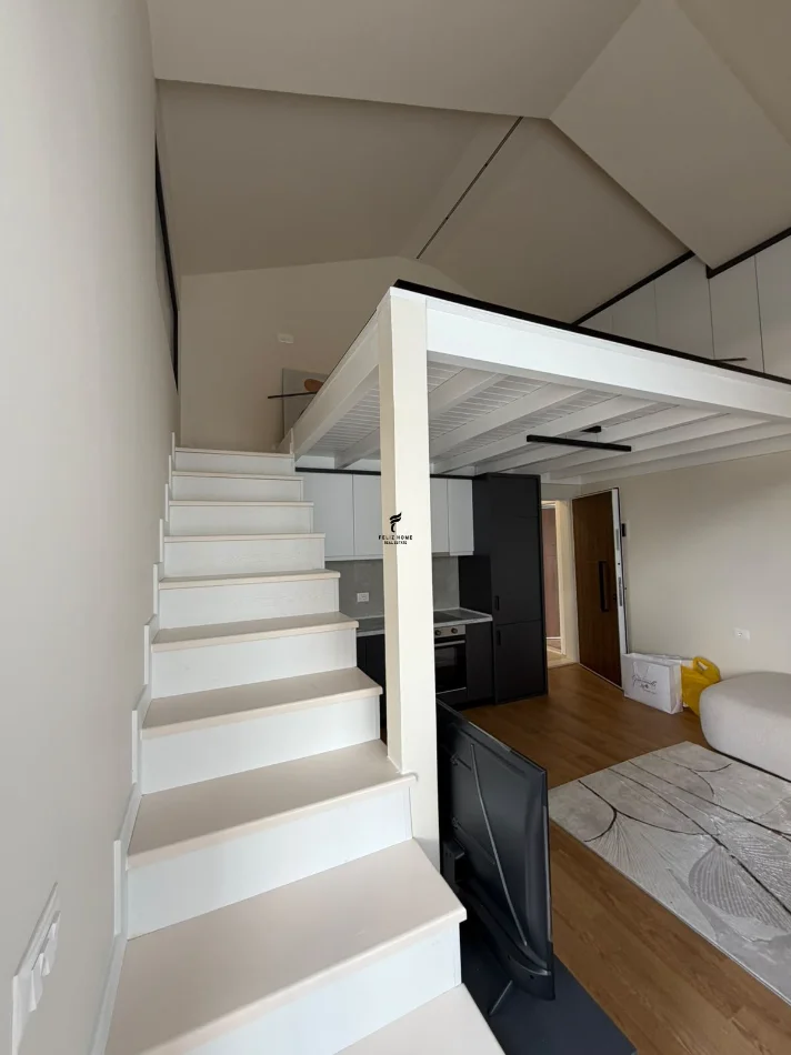 Tirane, shitet apartament 1+1 Kati 10, 39 m² 136.000 € (MYSLYM SHYRI)