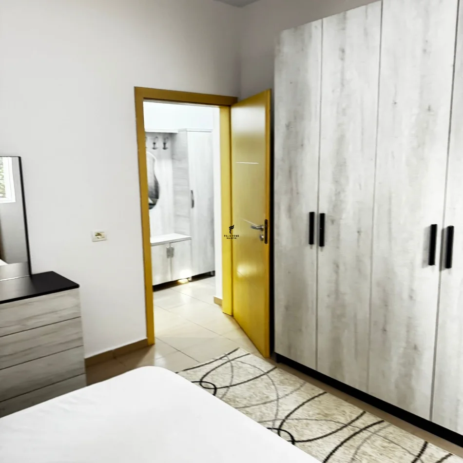 Tirane, jepet me qera apartament 1+1 Kati 0, 75 m² 500 € (5 MAJI)