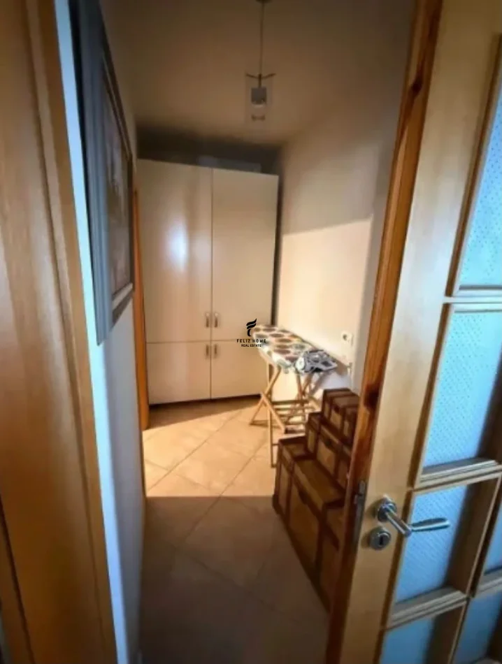 Tirane, jepet me qera apartament 2+1 Kati 4, 80 m² 650 € (IRFAN TOMINI)