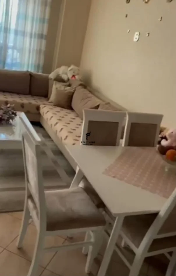 Tirane, jepet me qera apartament 2+1 Kati 3, 86 m² 480 € (YZBERISHT)