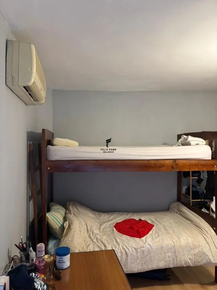 Tirane, jepet me qera apartament 3+1 Kati 6, 125 m² 1.000 € (QENDER)