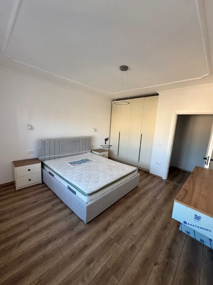 Tirane, jepet me qera apartament 1+1 Kati 6, 50 m² 650 € (VASIL SHANTO)