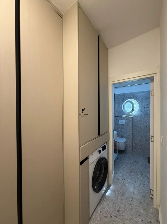 Tirane, jepet me qera apartament 1+1 Kati 1, 65 m² 450 € (STACIONI TRENIT)