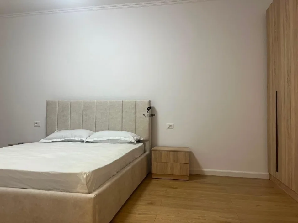 Tirane, jepet me qera apartament 1+1 Kati 2, 65 m² 500 € (ASTIR)
