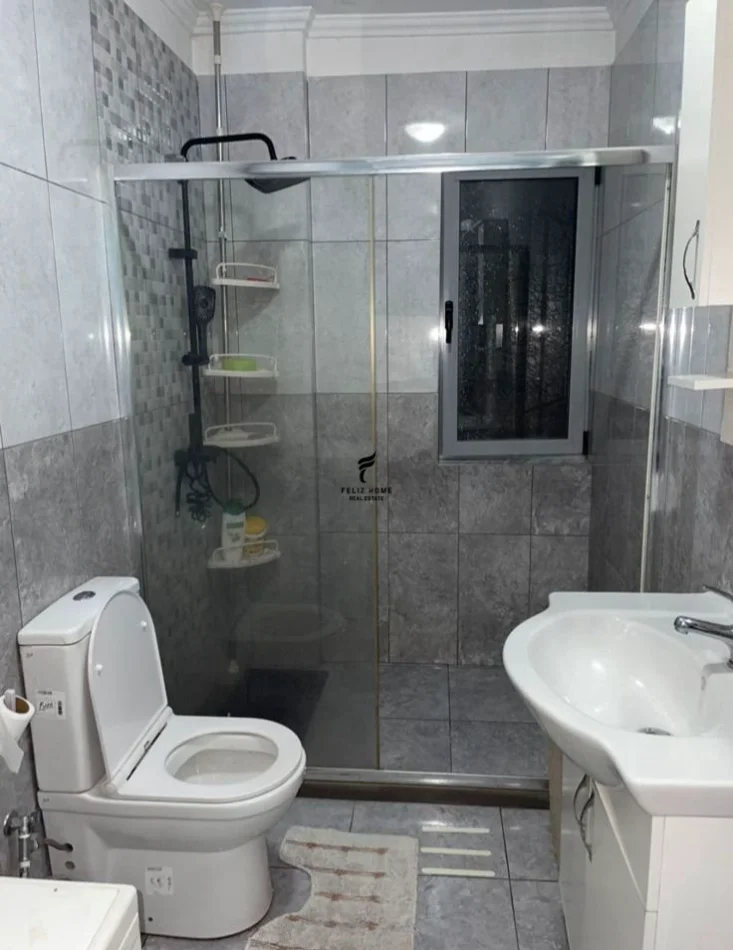 Tirane, jepet me qera apartament 1+1 Kati 4, 70 m² 500 € (DON BOSKO)