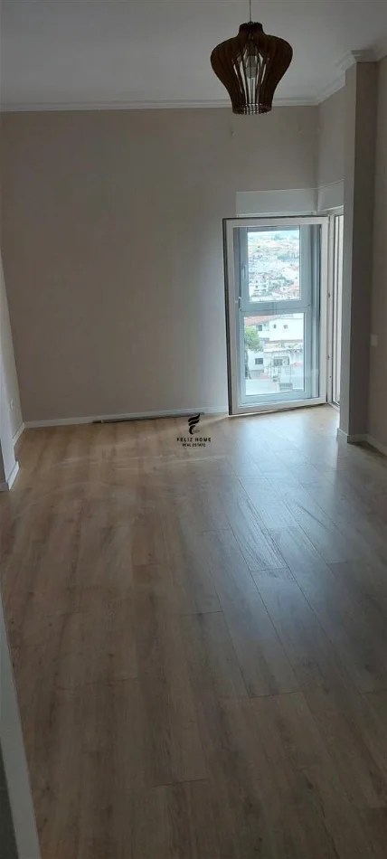 Tirane, shitet apartament 2+1 Kati 7, 92 m² 187.000 € (XHAMLLIKU)