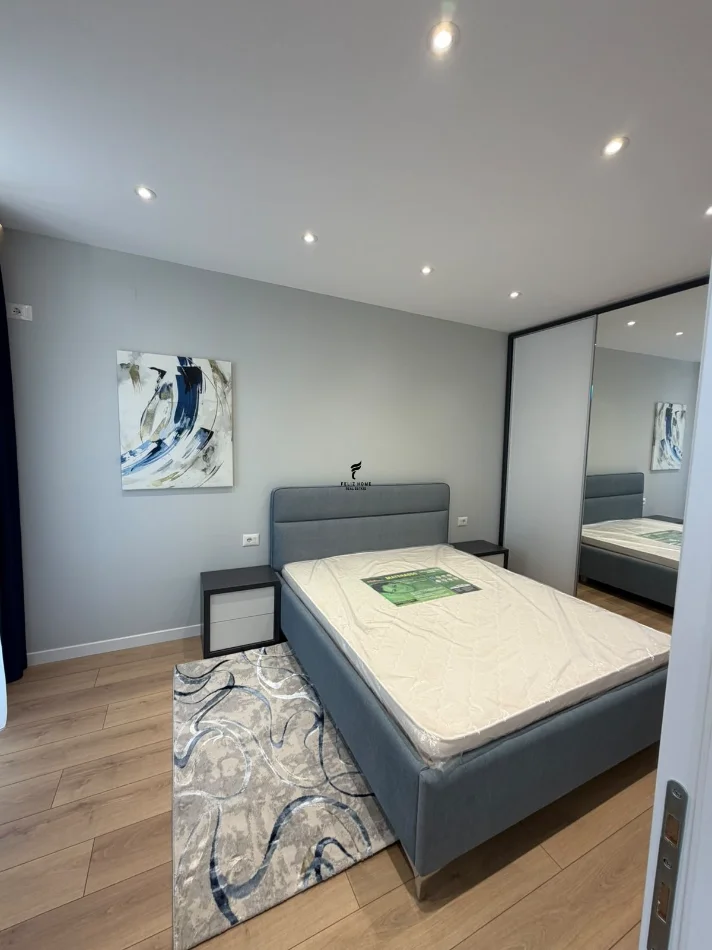 Tirane, shitet apartament 1+1 Kati 9, 57 m² 189.500 € (MYSLYM SHYRI)