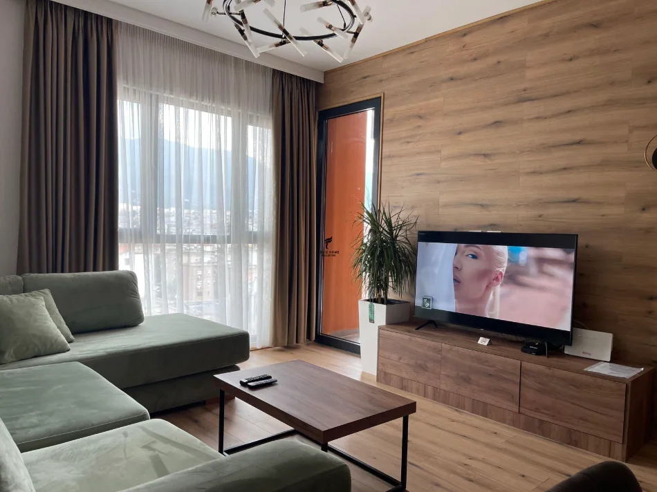 Tirane, jepet me qera apartament 1+1 Kati 7, 70 m² 600 € (RRUGA KONGRESI I MANASTIRIT)