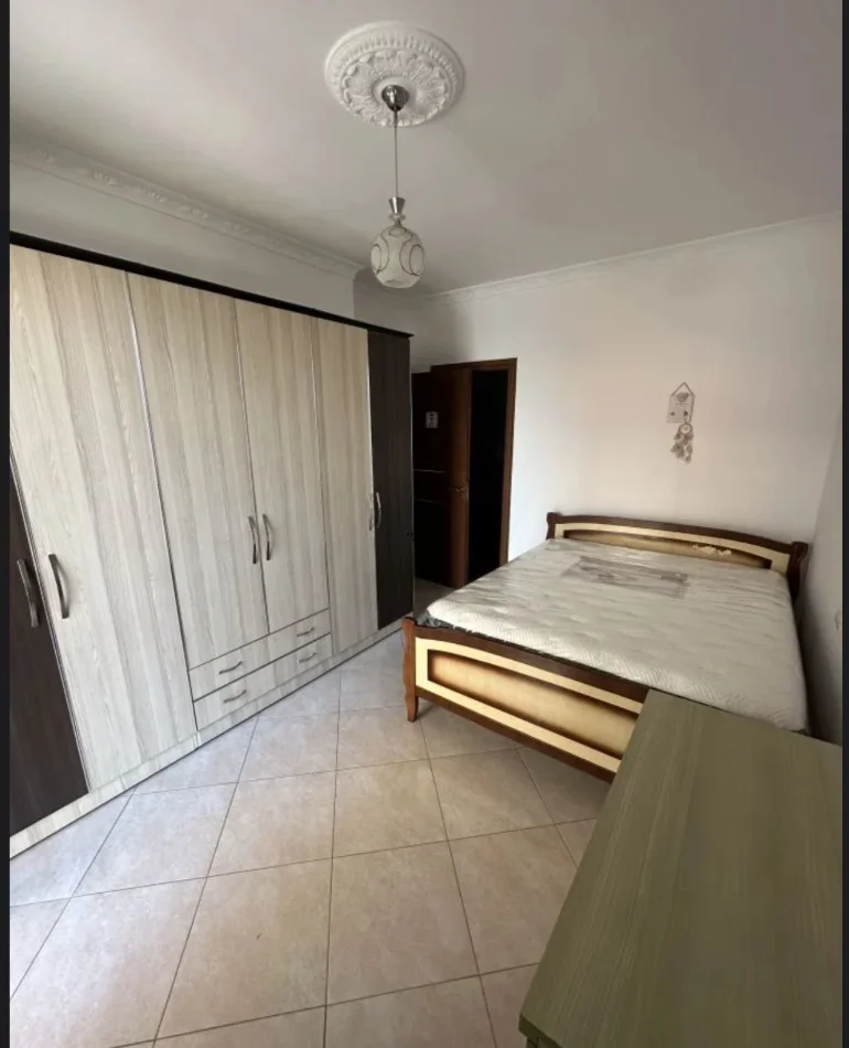 Tirane, jepet me qera apartament 1+1 Kati 0, 57 m² 600 € (KODRA E DIELLIT)