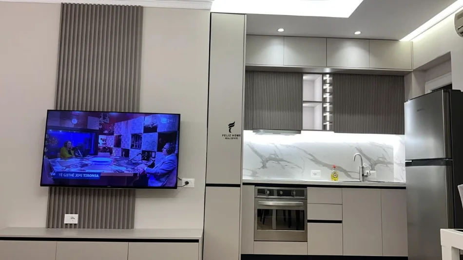 Tirane, jepet me qera apartament 2+1 Kati 2, 70 m² 600 € (KODRA E DIELLIT)