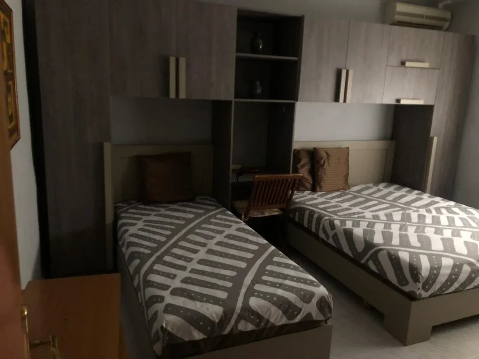 Tirane, jepet me qera apartament 2+1 Kati 5, 75 m² 550 € (21 DHJETORI)