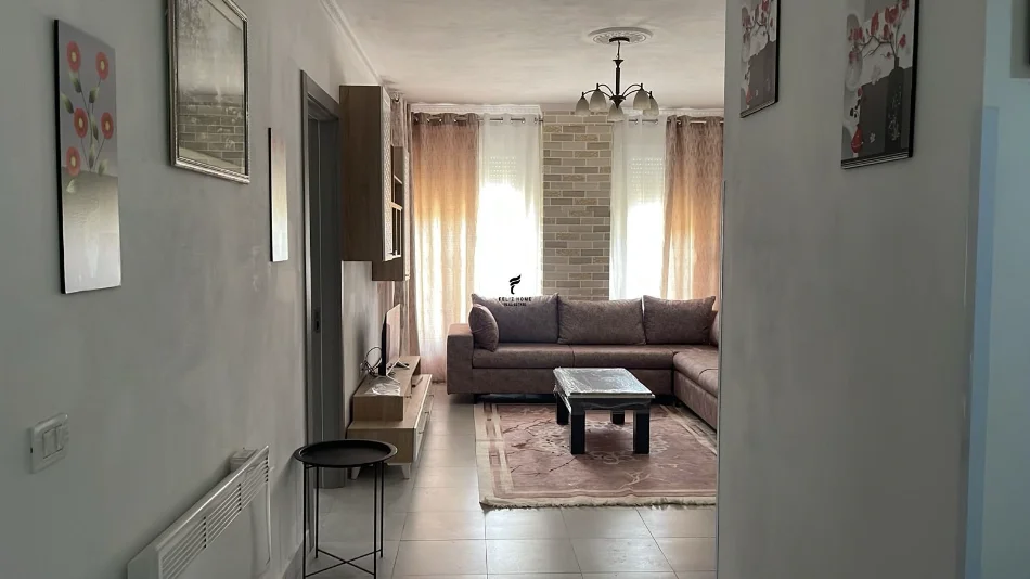 Tirane, jepet me qera apartament 2+1 Kati 1, 100 m² 600 € (5 MAJI)