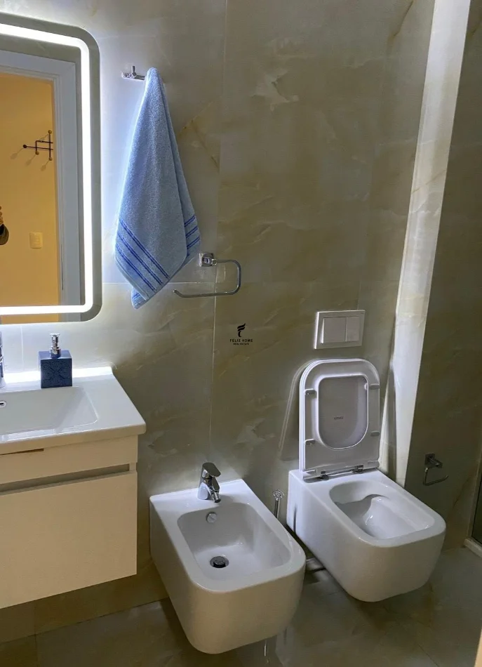 Tirane, jepet me qera apartament 1+1 Kati 2, 65 m² 600 € (SHESHI WILLSON)