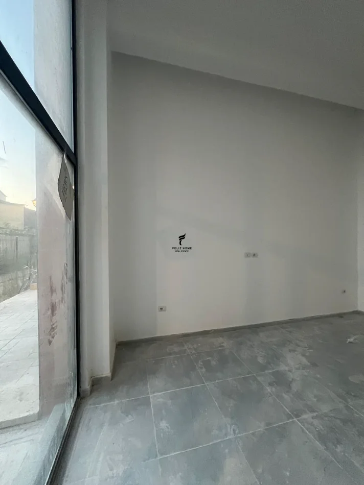 Tirane, jepet me qera dyqan Kati 0, 45 m² 500 € (DON BOSKO)