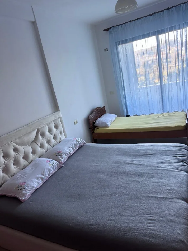 Tirane, jepet me qera apartament 1+1 Kati 3, 65 m² 400 € (ASTIR)