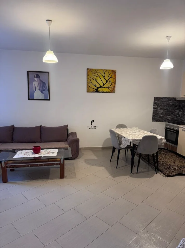Tirane, jepet me qera apartament 1+1 Kati 3, 65 m² 400 € (ASTIR)