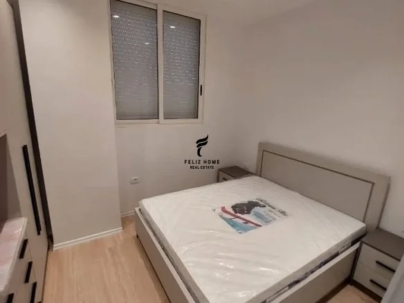 Tirane, jepet me qera apartament 1+1+Ballkon Kati 0, 57 m² 550 € (KODRA E DIELLIT)