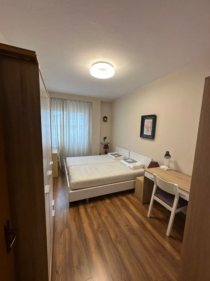 Tirane, jepet me qera apartament 2+1 Kati 2, 110 m² 900 € (MINE PEZA)