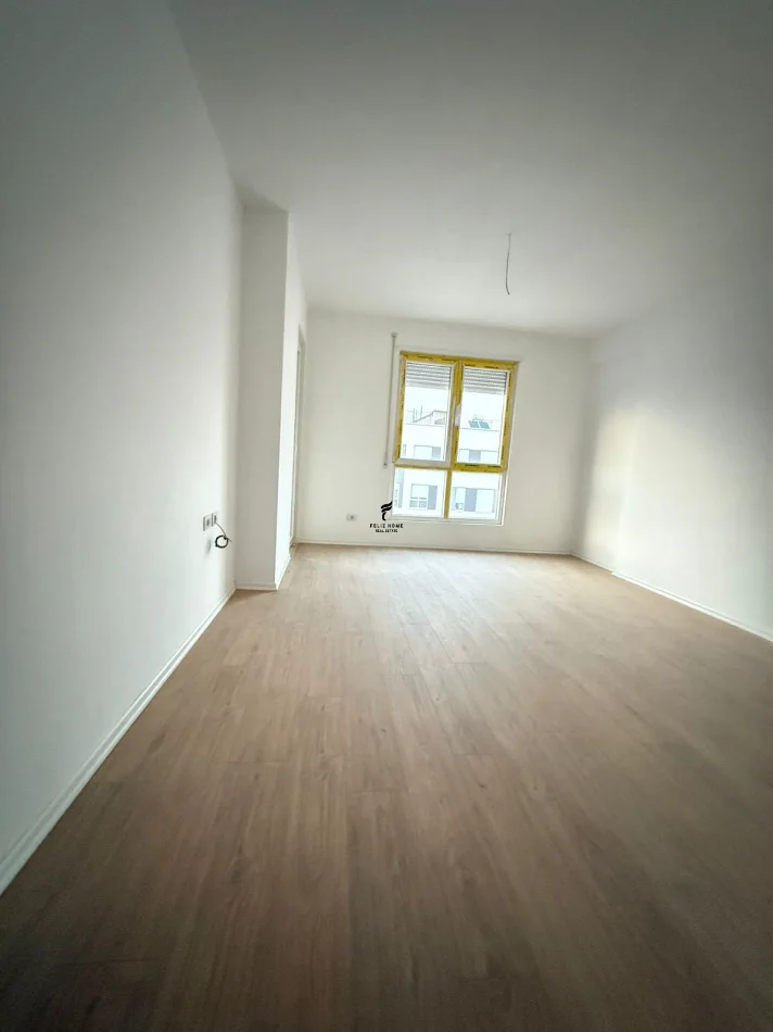Tirane, shitet apartament 1+1 Kati 10, 64 m² 120.000 € (RRUGA 5 MAJI)