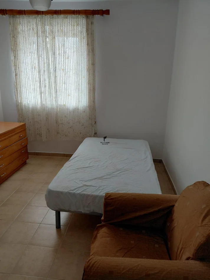 Tirane, jepet me qera apartament 2+1 Kati 3, 71 m² 500 € (ALI DEMI)