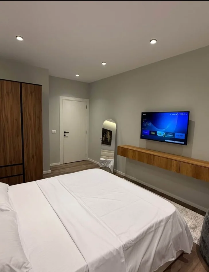 Tirane, jepet me qera apartament 1+1 Kati 5, 70 m² 550 € (ASTIR)