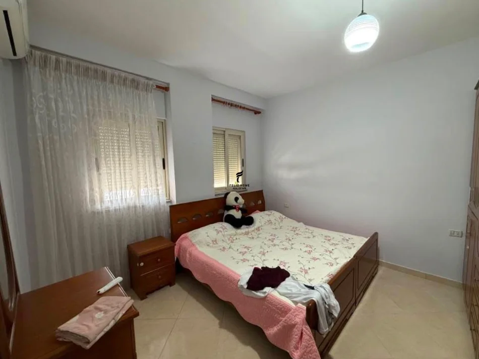 Tirane, jepet me qera apartament 2+1 Kati 7, 80 m² 550 € (5 MAJI)