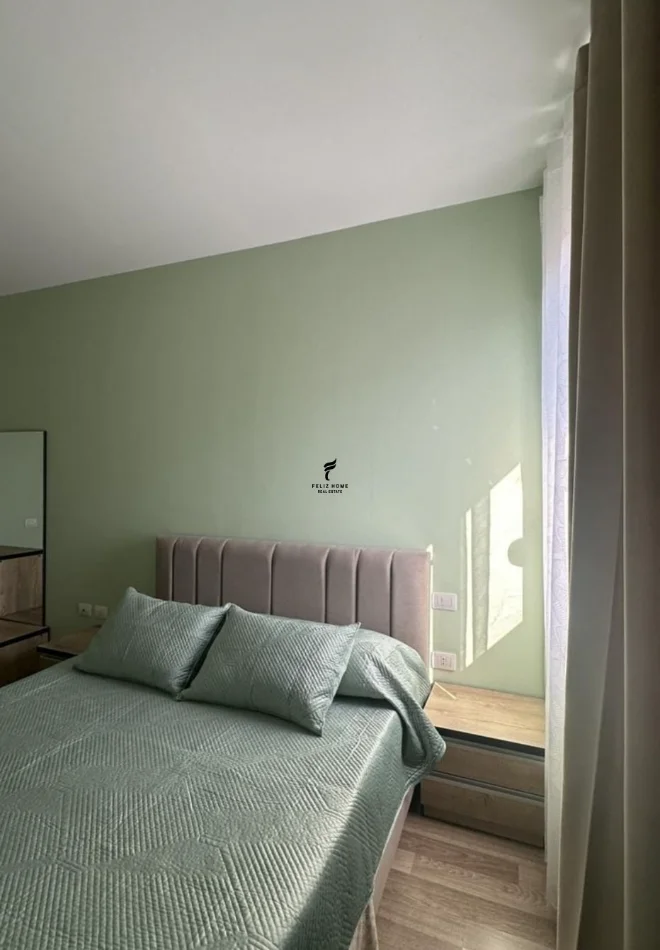 Tirane, jepet me qera apartament 1+1 Kati 3, 70 m² 700 € (QENDER)