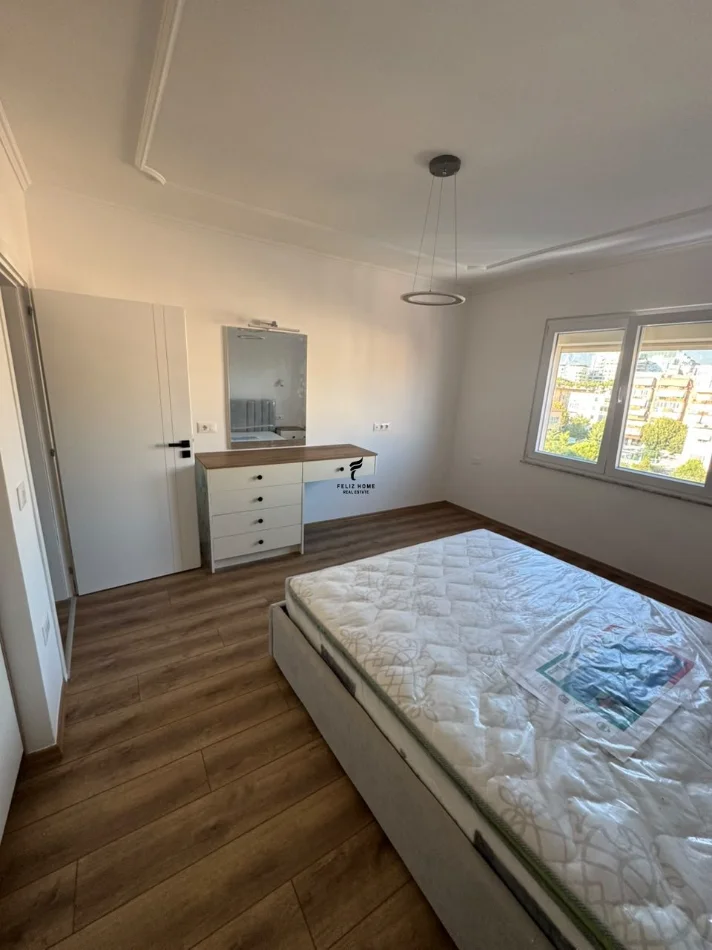 Tirane, jepet me qera apartament 1+1 Kati 6, 50 m² 650 € (VASIL SHANTO)