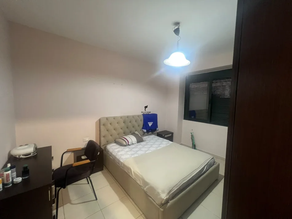 Tirane, jepet me qera apartament 2+1 Kati 3, 70 m² 500 € (KODRA E DIELLIT)