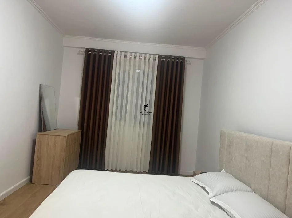 Tirane, jepet me qera apartament 1+1 Kati 2, 65 m² 500 € (ASTIR)