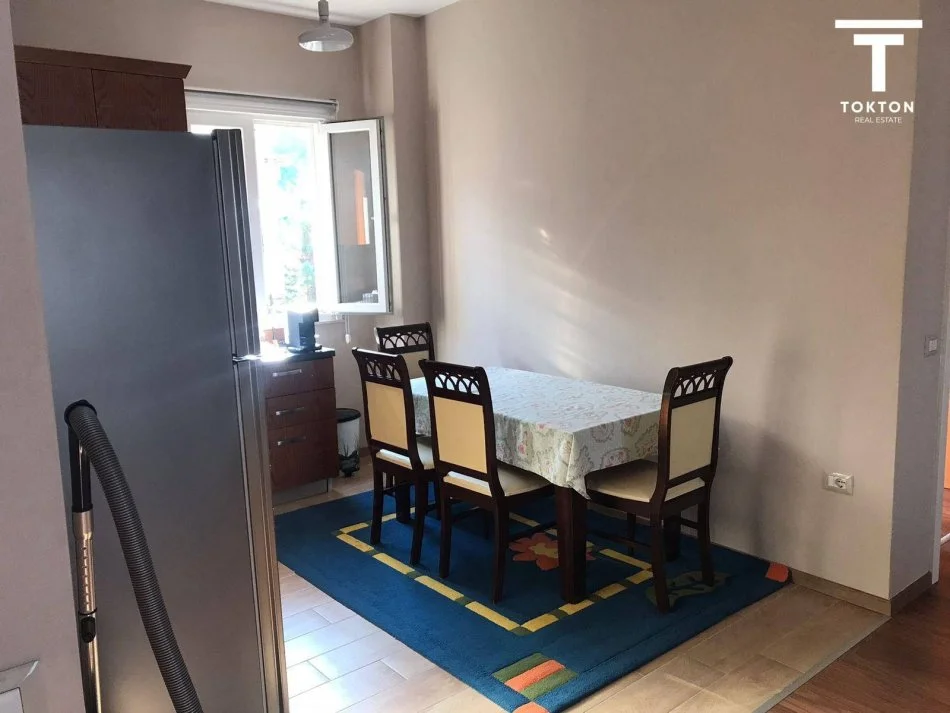 Tirane, shitet apartament 2+1+Ballkon Kati 3, 105 m² 100.000 € (Selite) TT 1075