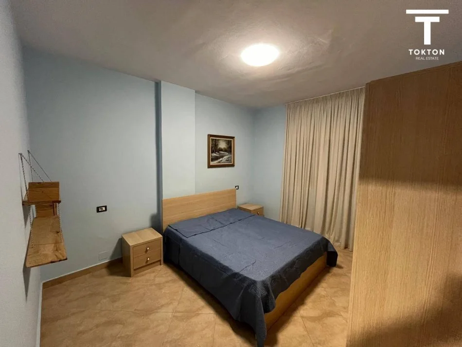 Tirane, jepet me qera apartament 2+1 Kati 3, 110 m² 580 € (5 Maji) TT 1324