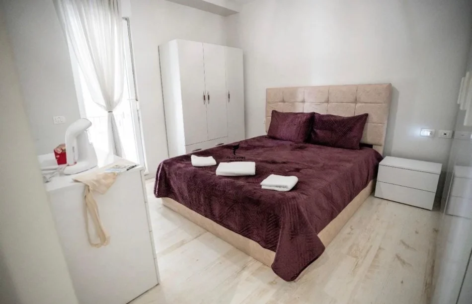 Tirane, jepet me qera apartament 1+1 Kati 3, 60 m² 600 € (21 DHJETORI)