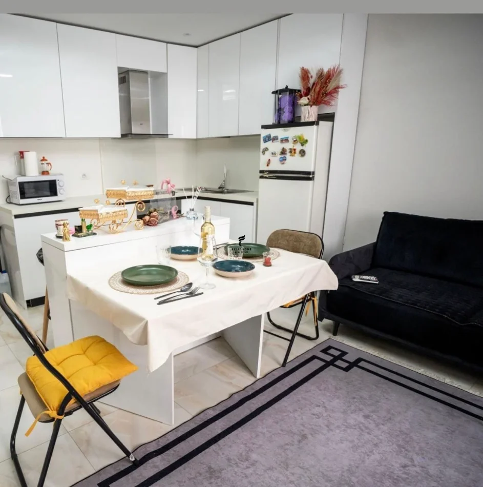 Tirane, jepet me qera apartament 1+1 Kati 3, 60 m² 600 € (21 DHJETORI)
